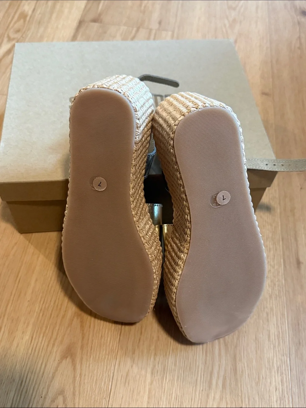 NEW Steve Madden Gold Metallic Wedge Sandals with Buckle